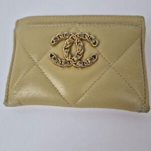 Chanel 19 Card Holder Olive Green Women's Leather Wallet